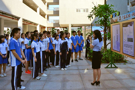 市博物館充分發(fā)揮社會(huì)教育功能，以豐富多彩的文博活動(dòng)寓教于樂(lè)