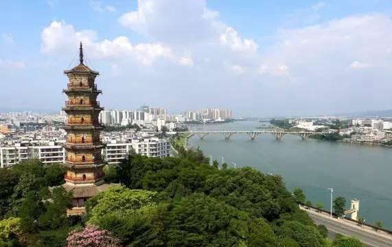 關于龜峰塔暫停開放的通告