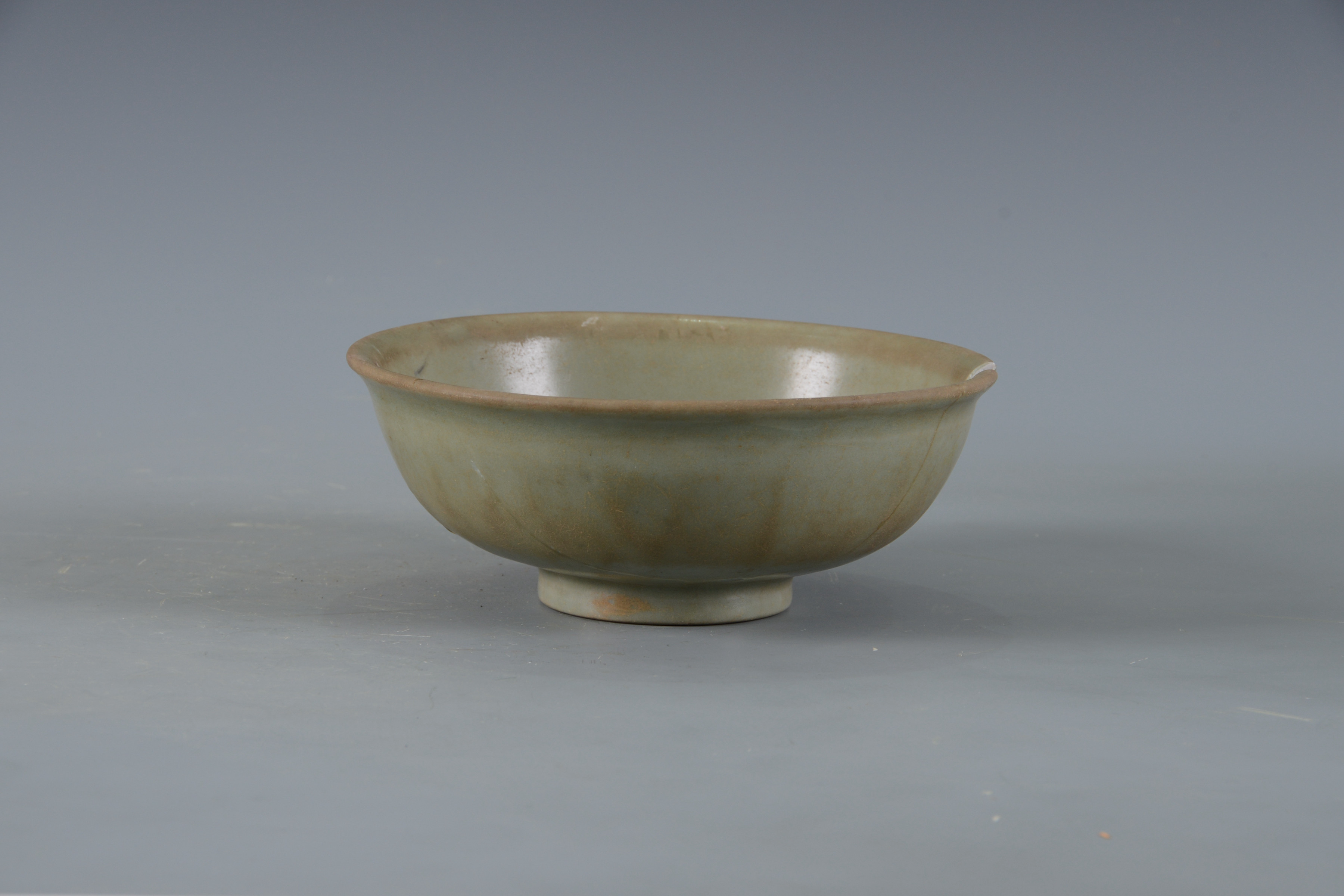 明龍泉窯青釉瓷碗