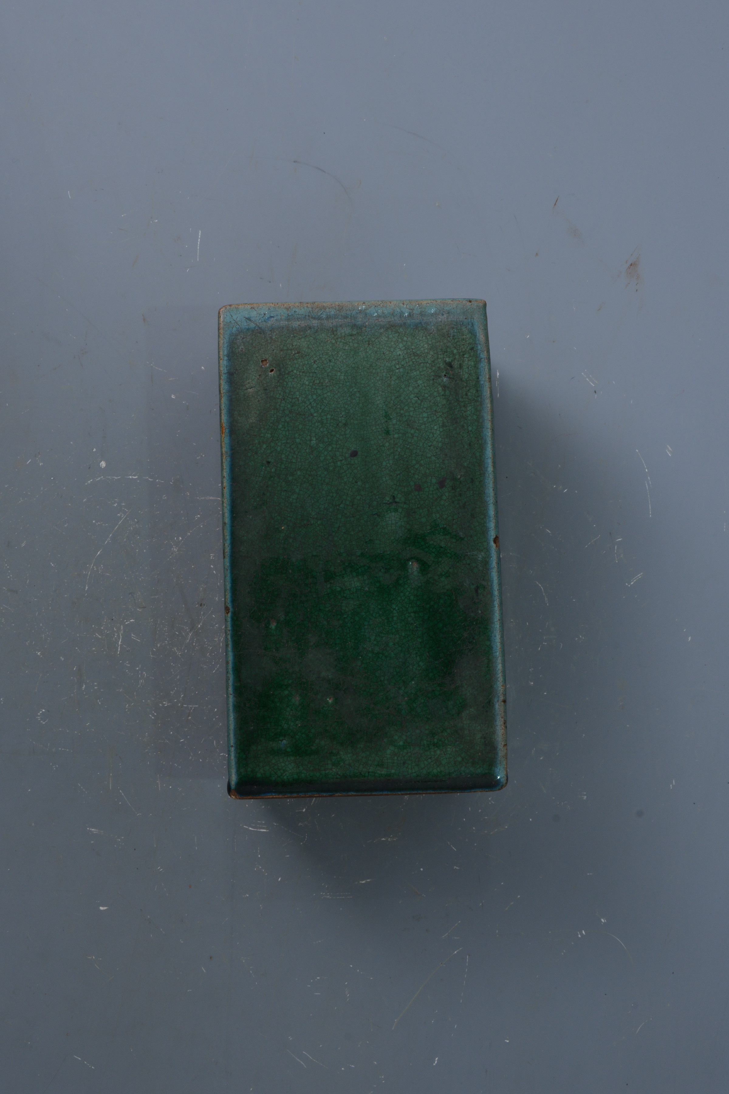 清綠釉花卉金錢紋方瓷枕