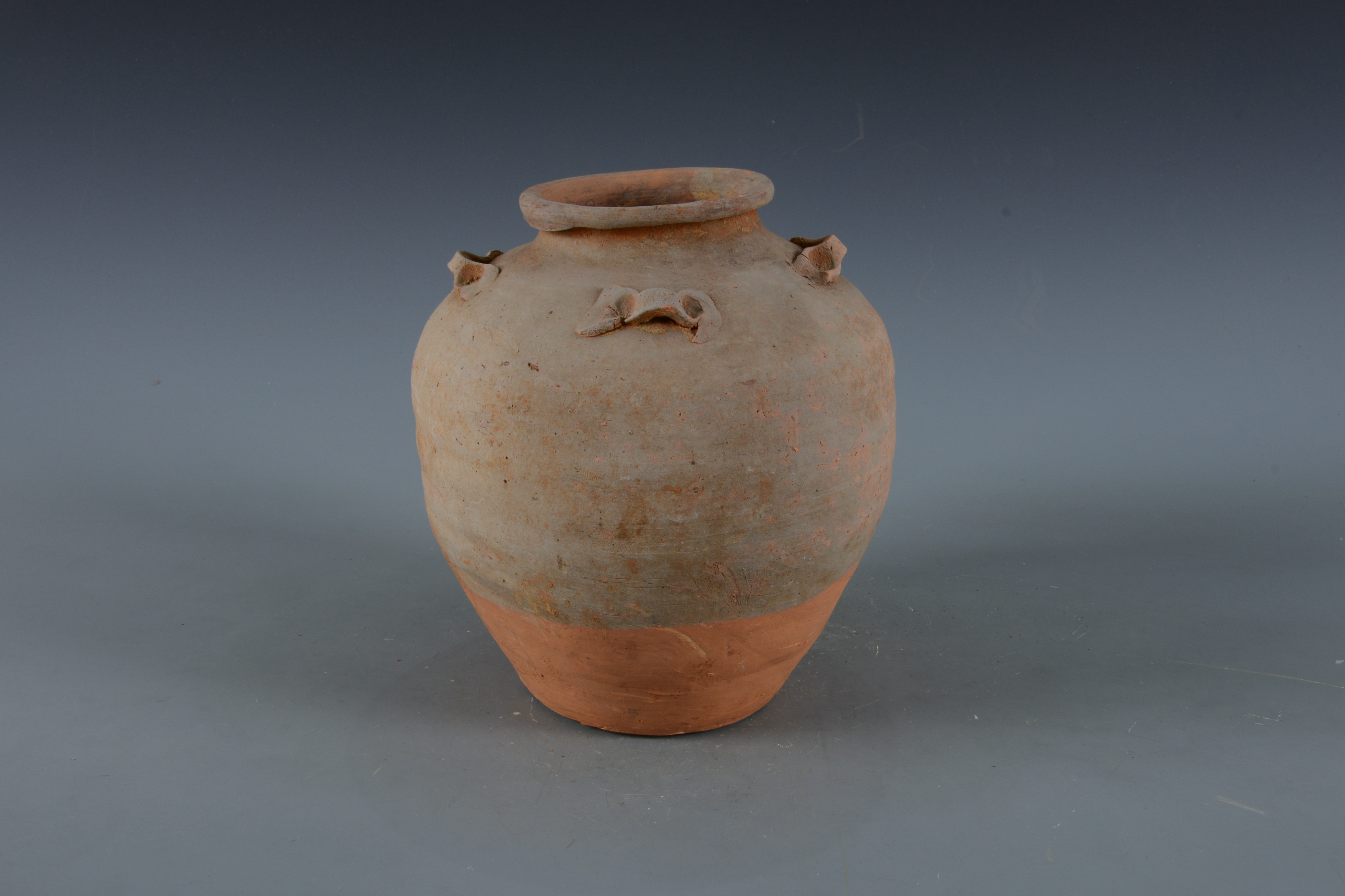 明褐釉四系陶罐