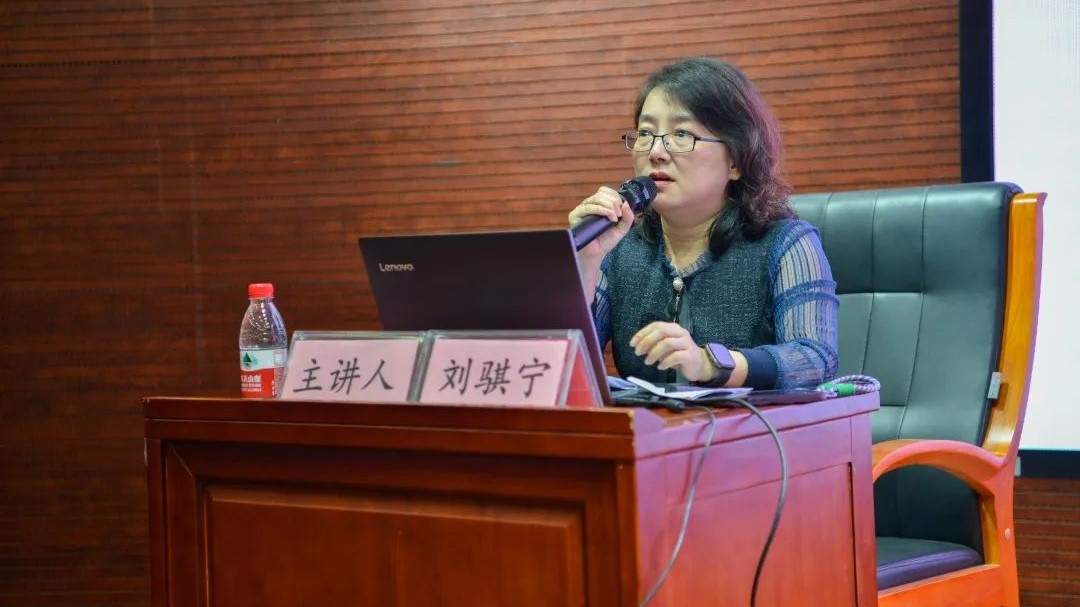 關(guān)愛青少年 | 遇到挫折怎么辦？淡定，這場心理講座來給孩子們“支招”了